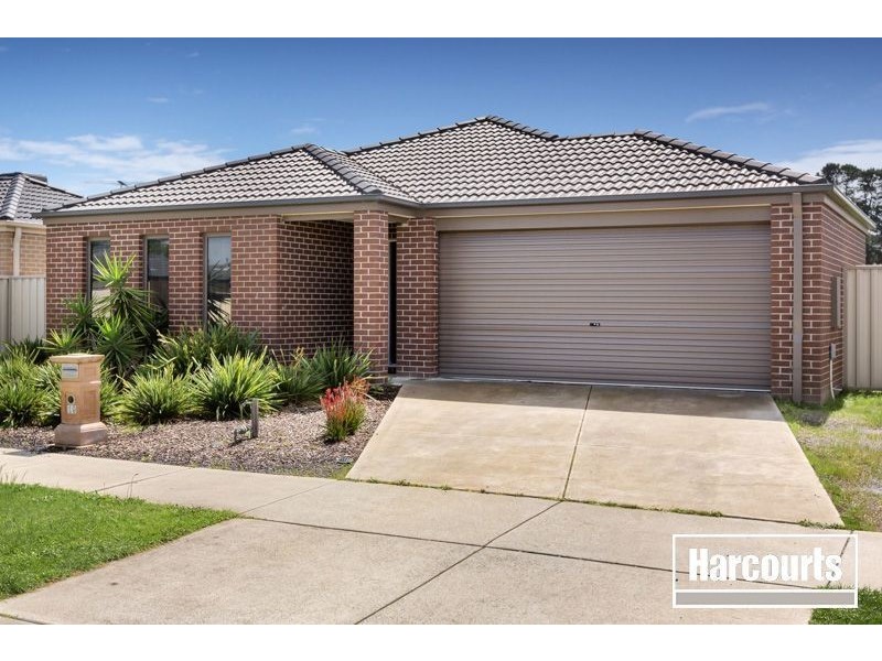 19 Pomegranate Way, Pakenham VIC 3810