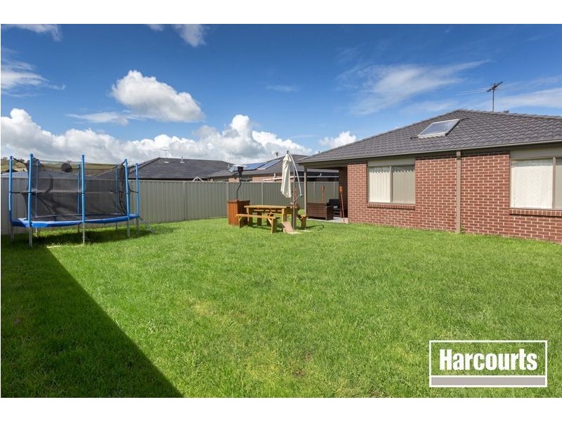 19 Pomegranate Way, Pakenham VIC 3810