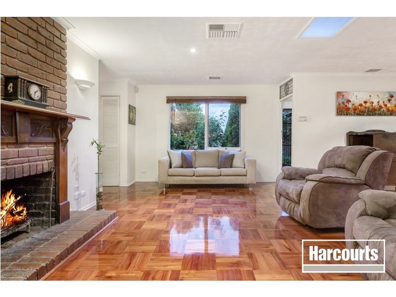 11 Tyntynder Close, Berwick VIC 3806