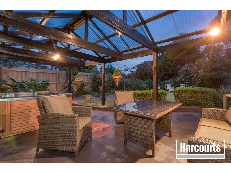 11 Tyntynder Close, Berwick VIC 3806