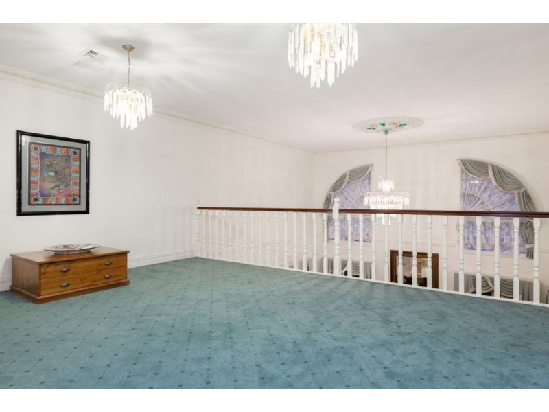 42-43 Caithwill Court, Narre Warren North VIC 3804