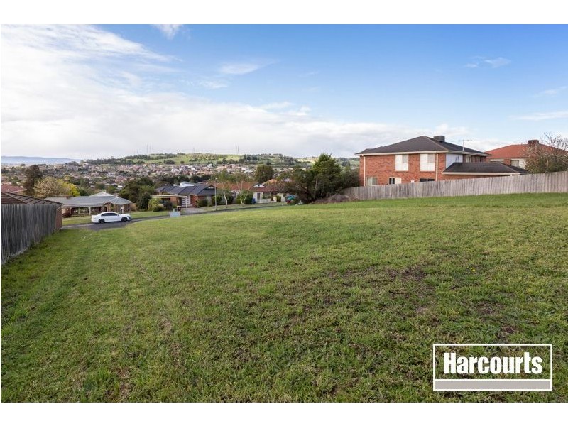 33 Shinners Avenue, Narre Warren VIC 3805
