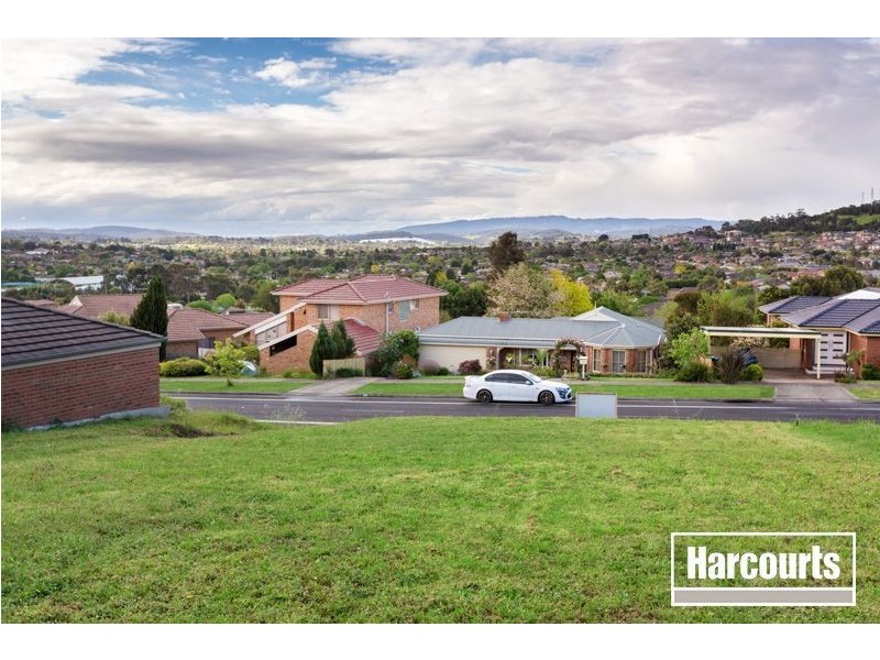 33 Shinners Avenue, Narre Warren VIC 3805