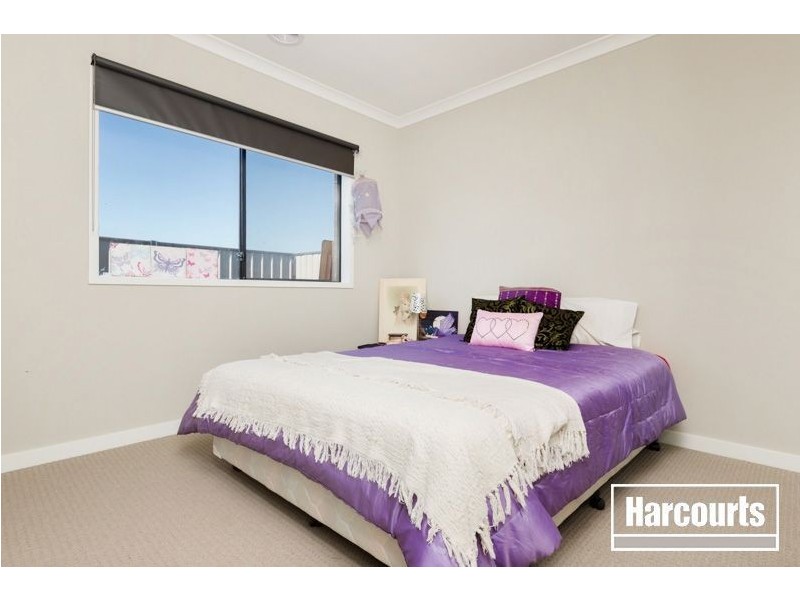 5 Gidran Way, Clyde North VIC 3978