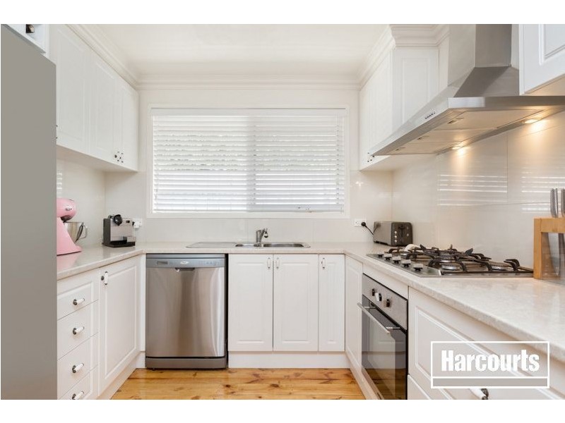 5 Greenlaw Crescent, Berwick VIC 3806