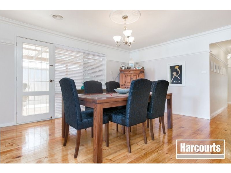 5 Greenlaw Crescent, Berwick VIC 3806