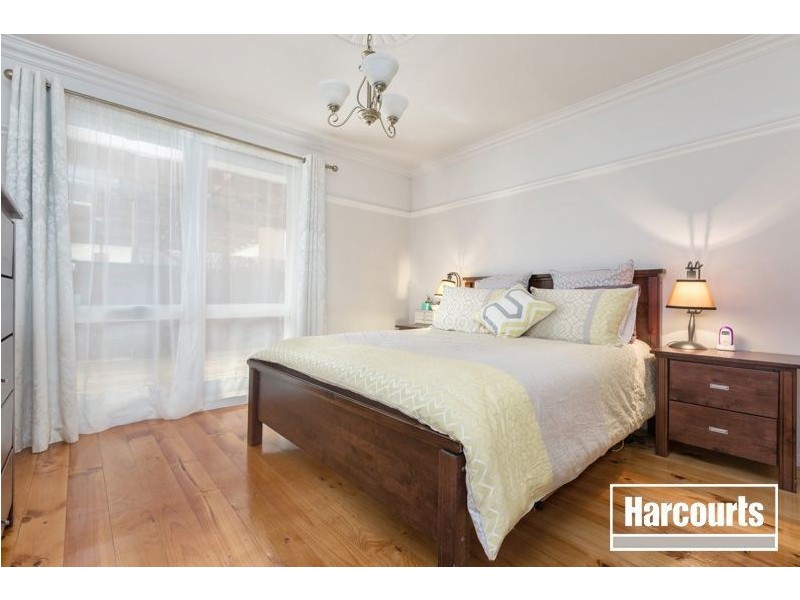 5 Greenlaw Crescent, Berwick VIC 3806