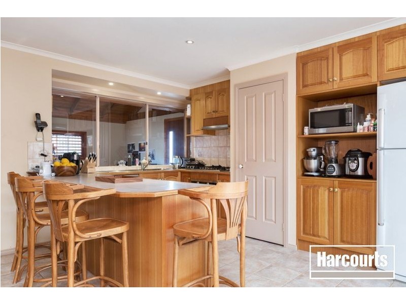 15 Stratus Court, Hampton Park VIC 3976