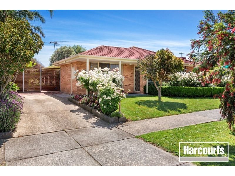 5 Michelle Drive, Berwick VIC 3806