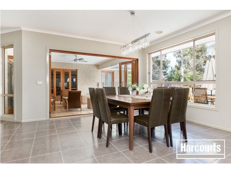 19 Jembecca Drive, Berwick VIC 3806