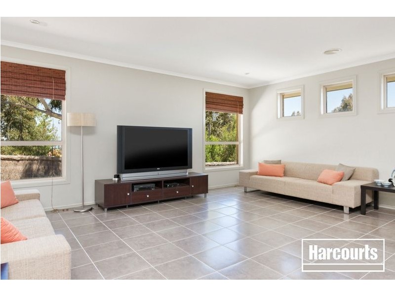 19 Jembecca Drive, Berwick VIC 3806