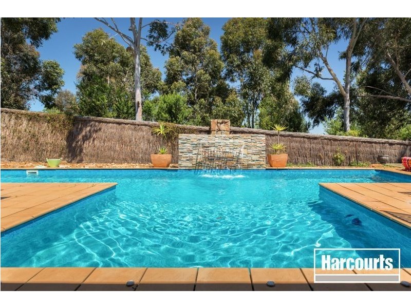 19 Jembecca Drive, Berwick VIC 3806