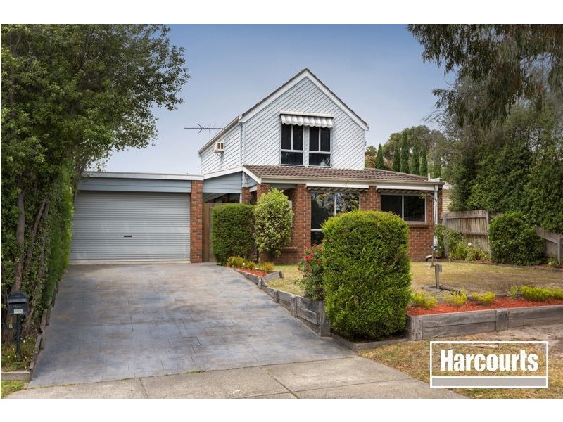 6 Adelong Court, Berwick VIC 3806
