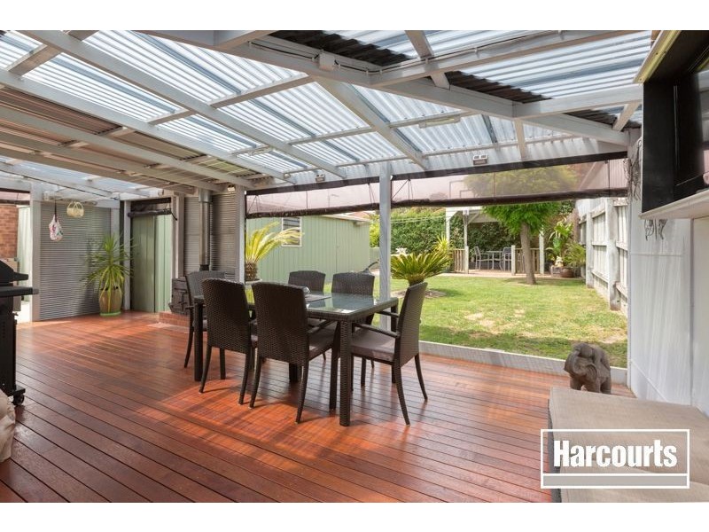 6 Adelong Court, Berwick VIC 3806