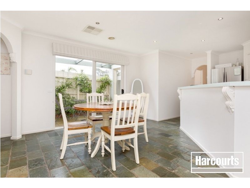 2 Adelaide Close, Berwick VIC 3806