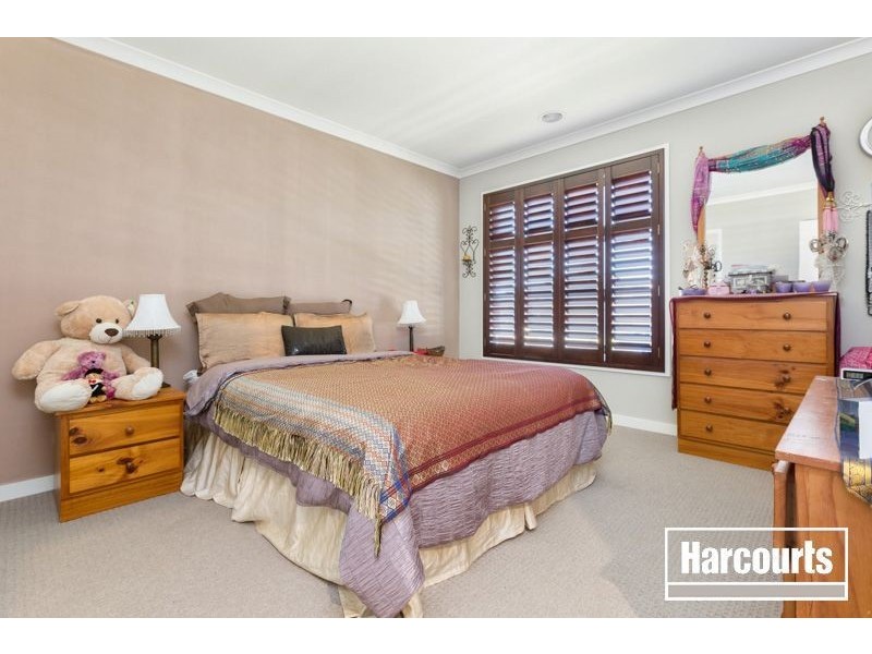 5 Gidran Way, Clyde North VIC 3978