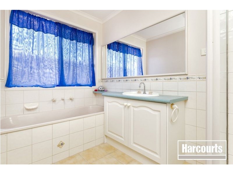 38 Scenic Drive, Beaconsfield VIC 3807