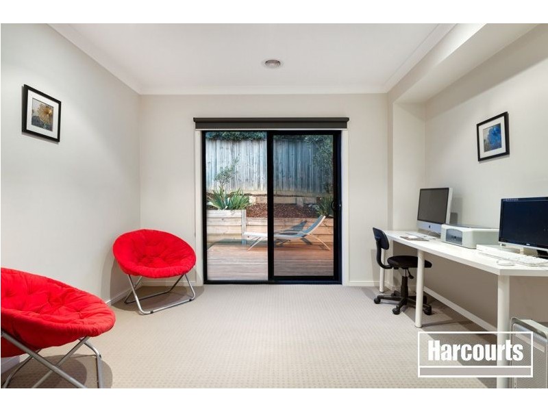 2 Irving Close, Berwick VIC 3806