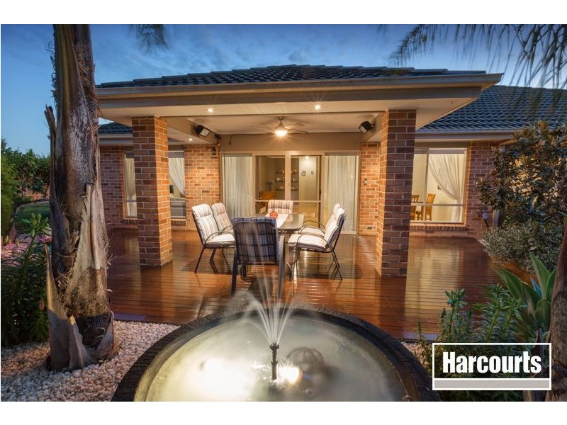 2 Emmett Avenue, Berwick VIC 3806