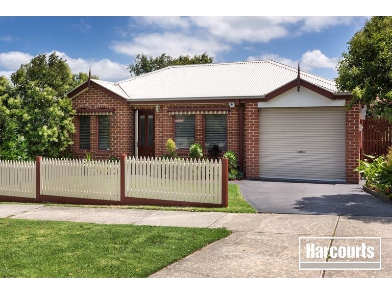 25 William Road, Berwick VIC 3806