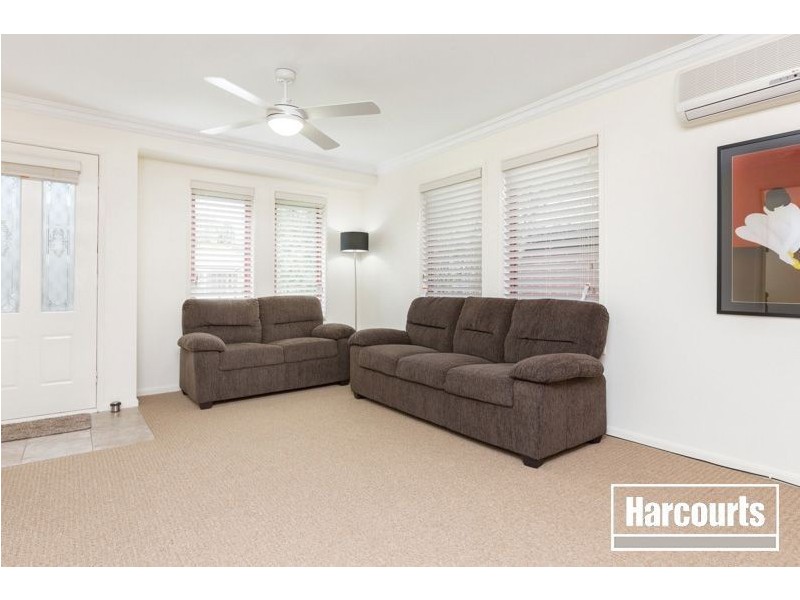 25 William Road, Berwick VIC 3806