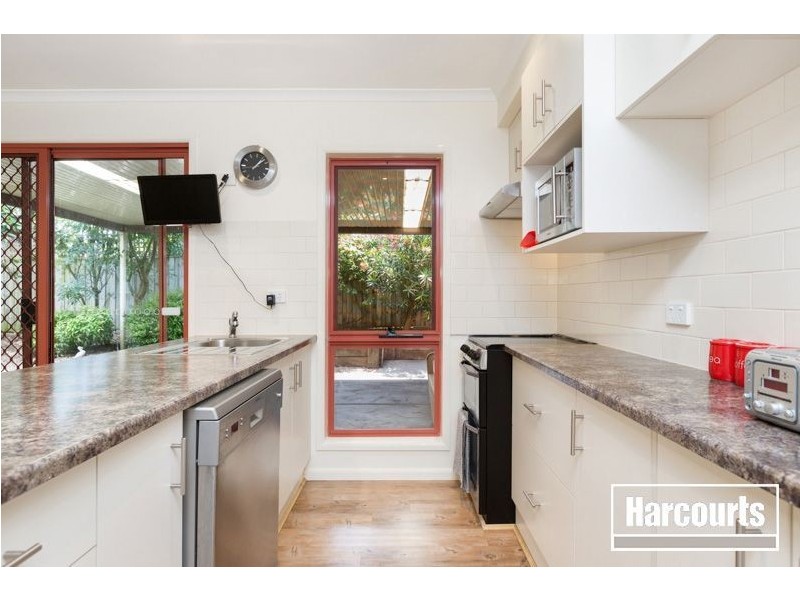 25 William Road, Berwick VIC 3806