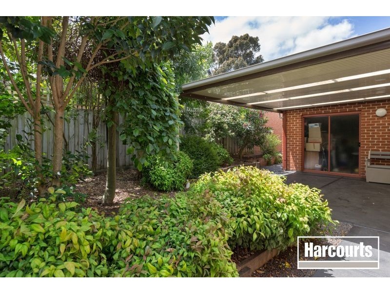 25 William Road, Berwick VIC 3806