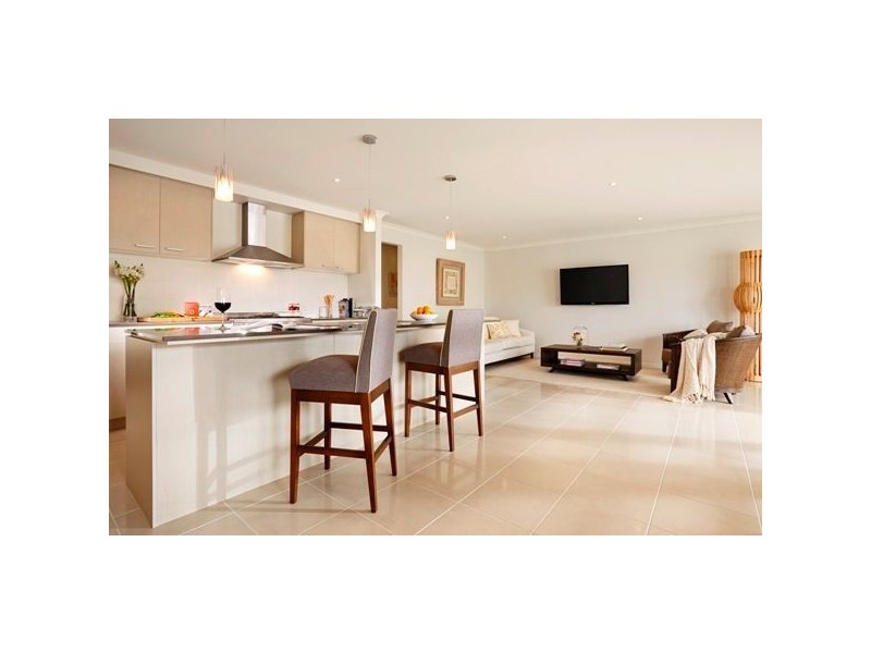 58 Prendergast Avenue, Cranbourne VIC 3977