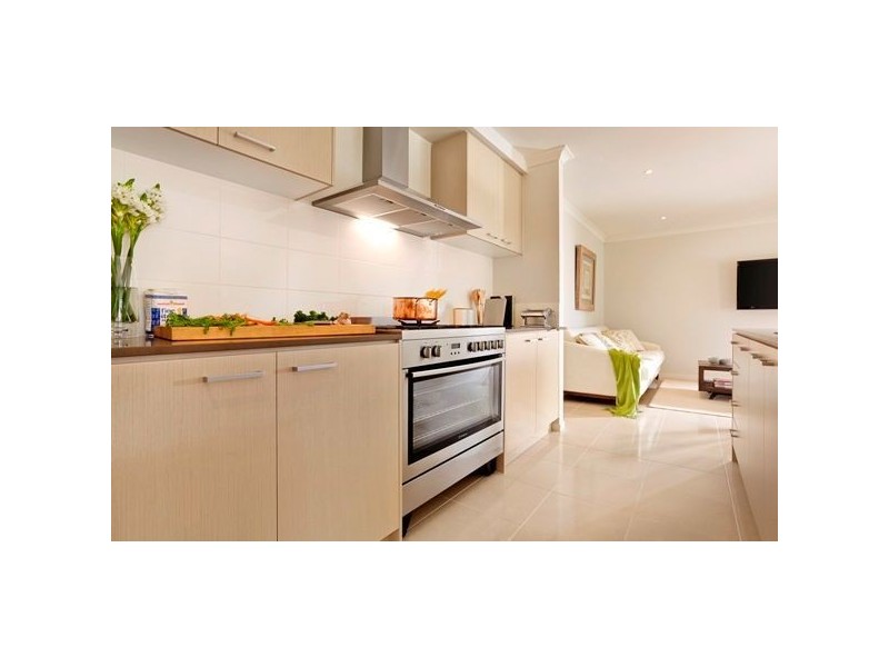 58 Prendergast Avenue, Cranbourne VIC 3977