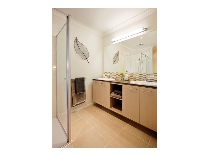 58 Prendergast Avenue, Cranbourne VIC 3977