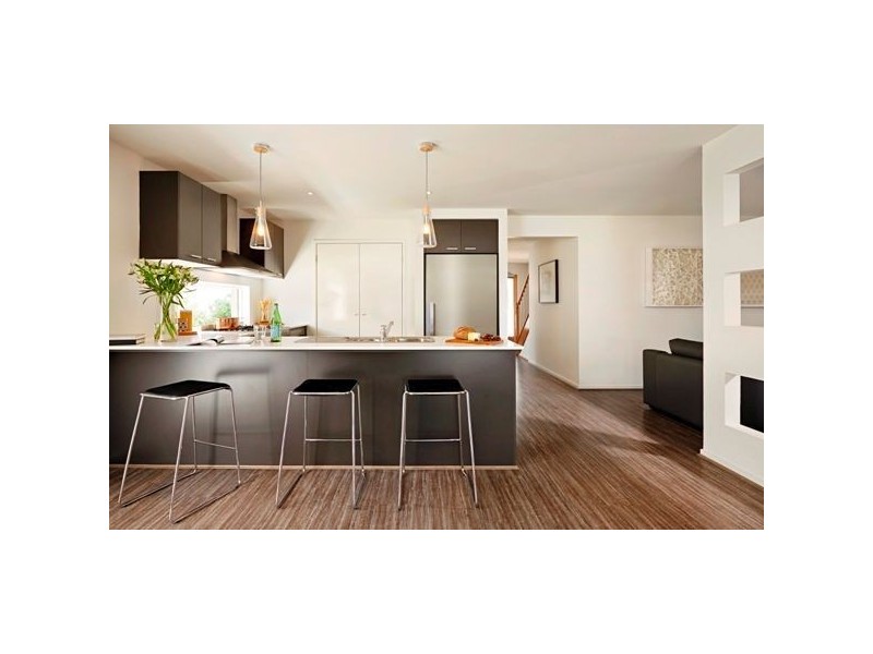 60 Prendergast Avenue, Cranbourne VIC 3977