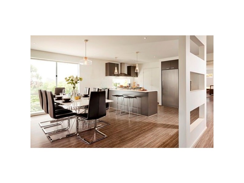 60 Prendergast Avenue, Cranbourne VIC 3977