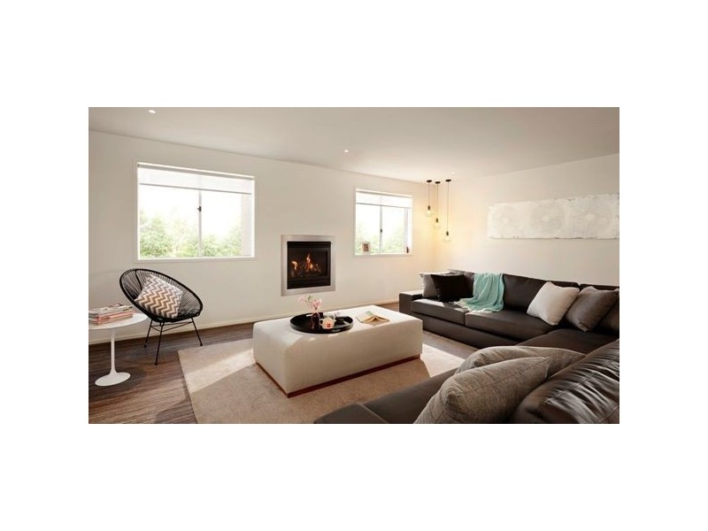 60 Prendergast Avenue, Cranbourne VIC 3977