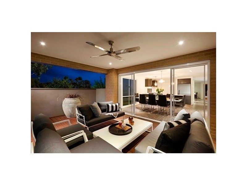 60 Prendergast Avenue, Cranbourne VIC 3977