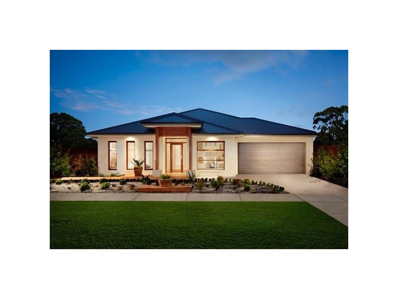 32 Pegasus Road, Cranbourne VIC 3977