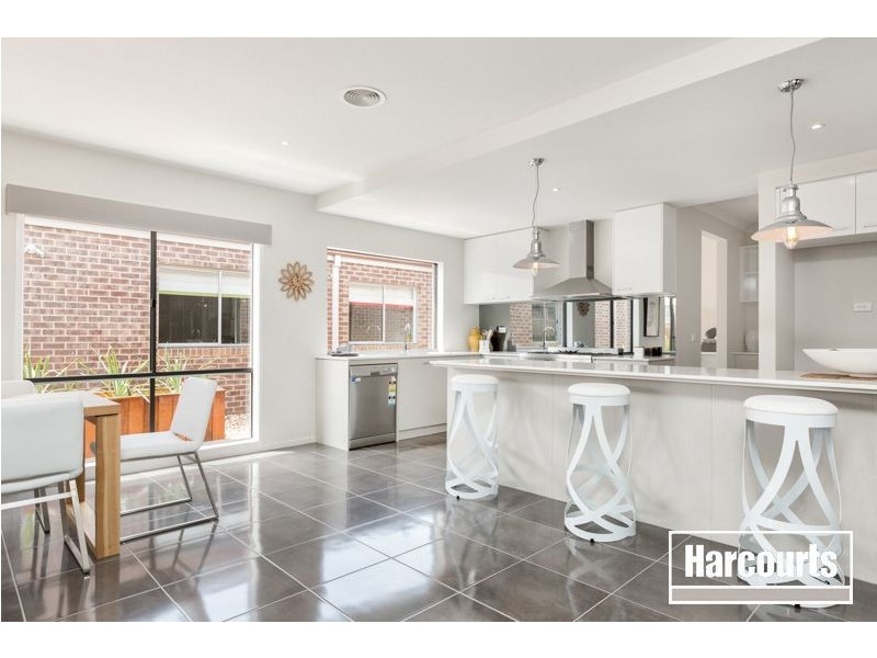 13 Red Maple Drive, Cranbourne VIC 3977