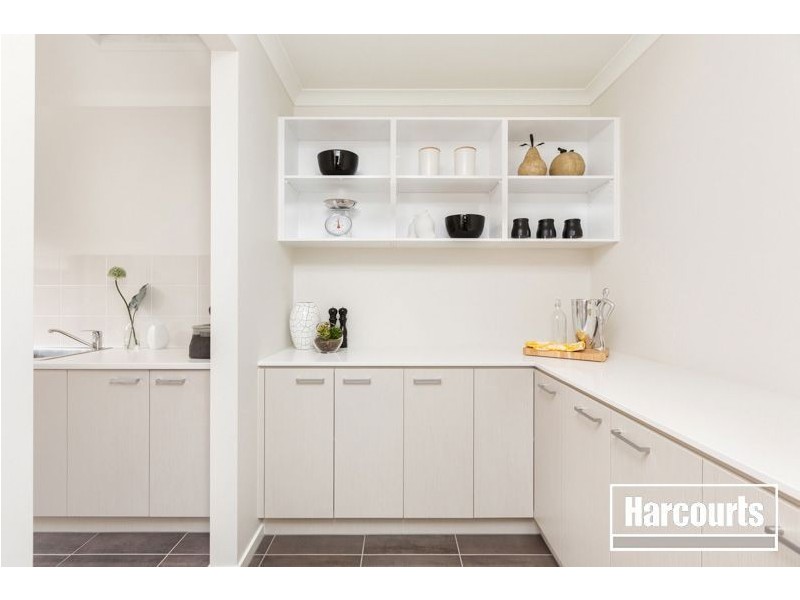 13 Red Maple Drive, Cranbourne VIC 3977