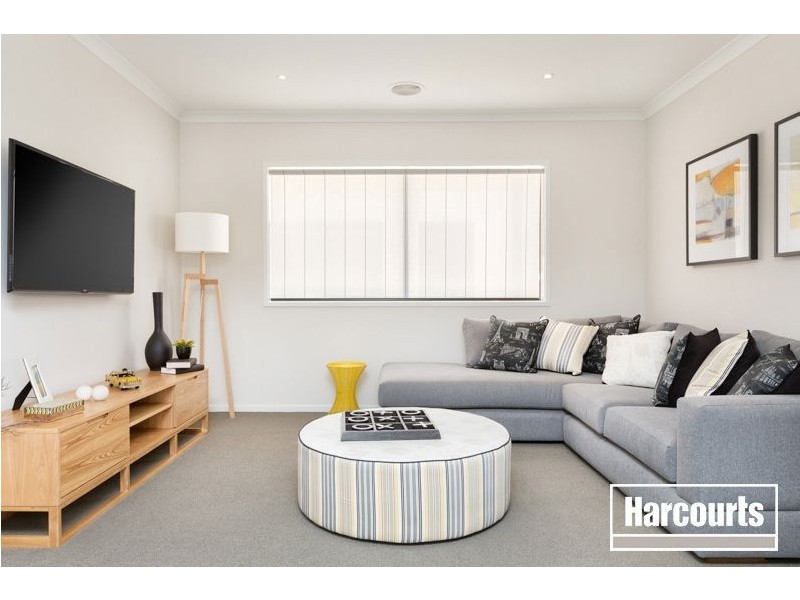 13 Red Maple Drive, Cranbourne VIC 3977