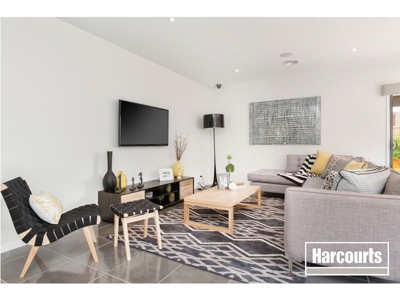 13 Red Maple Drive, Cranbourne VIC 3977