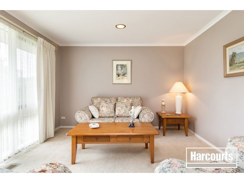 4 Willis Close, Hampton Park VIC 3976