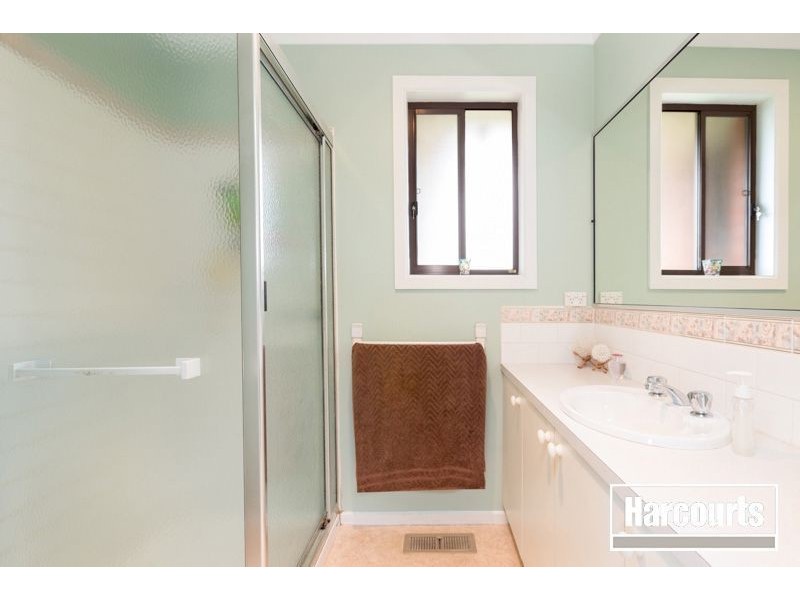 4 Willis Close, Hampton Park VIC 3976