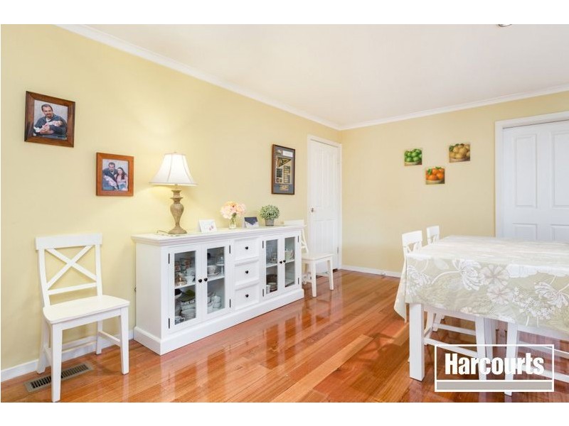 4 Willis Close, Hampton Park VIC 3976