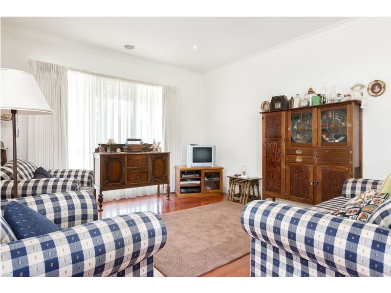 23 Marlesford Crescent, Berwick VIC 3806