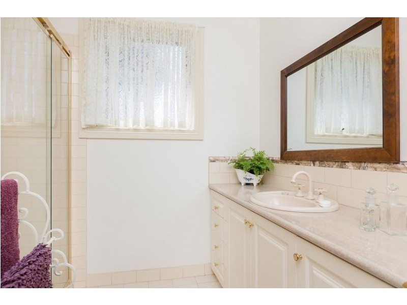 23 Marlesford Crescent, Berwick VIC 3806