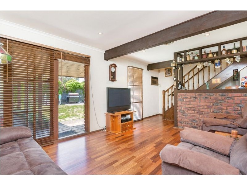 18 Greystoke Court, Berwick VIC 3806