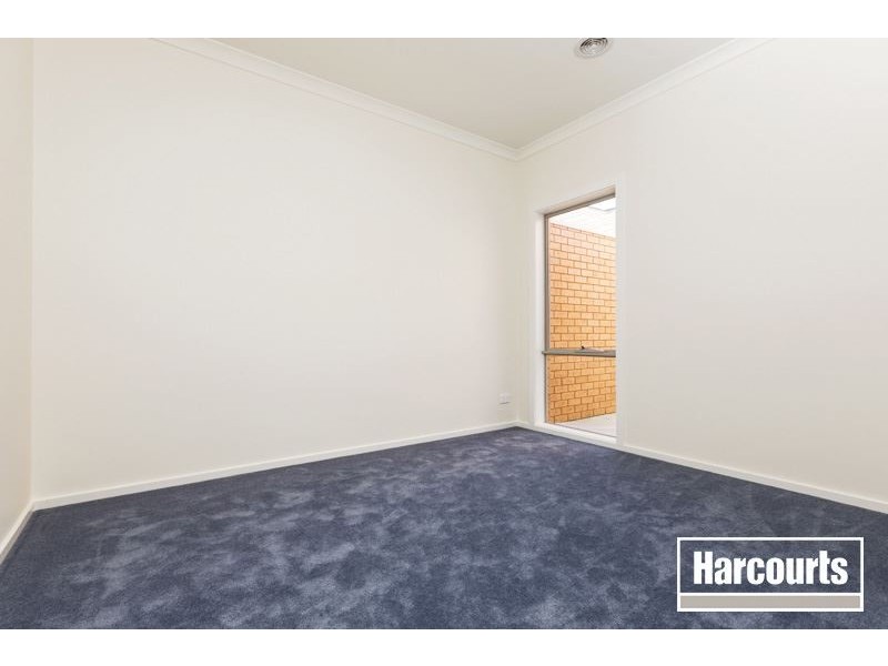 1/14 Carabott Place, Berwick VIC 3806