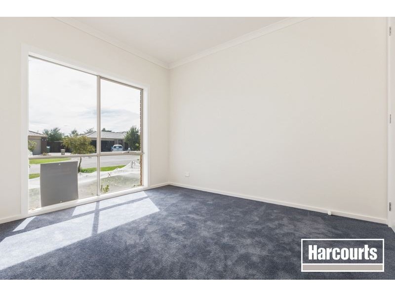1/14 Carabott Place, Berwick VIC 3806