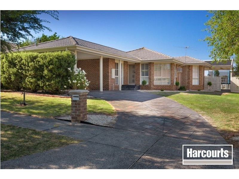 5 Hedgeley Drive, Berwick VIC 3806