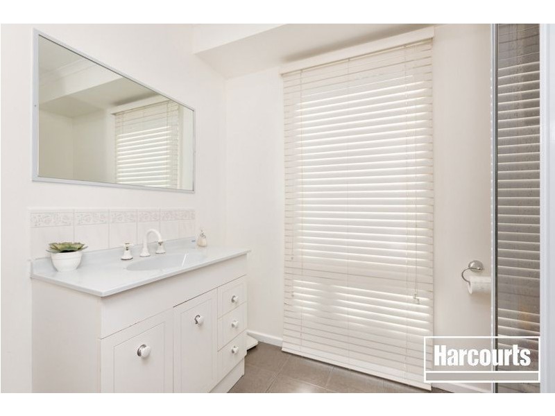 5 Hedgeley Drive, Berwick VIC 3806