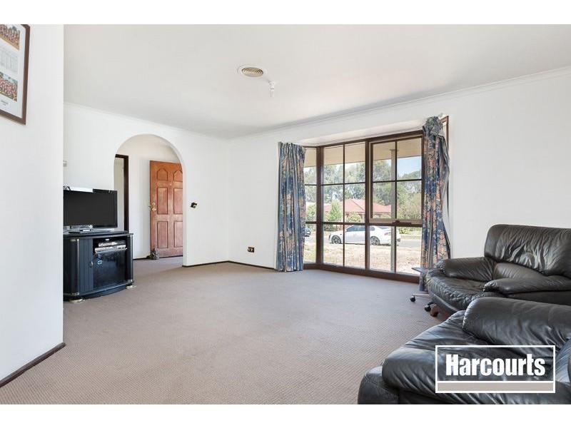 22 Florence Ave, Berwick VIC 3806